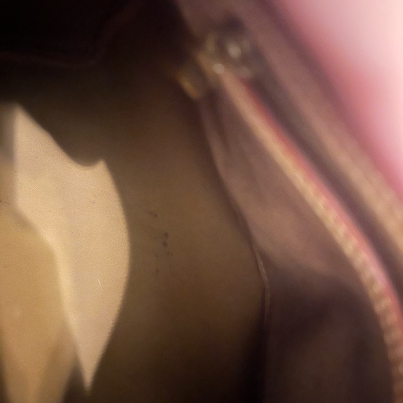 Authentic Louis Vuitton Monogram Speedy 30 - Picture 10 of 10